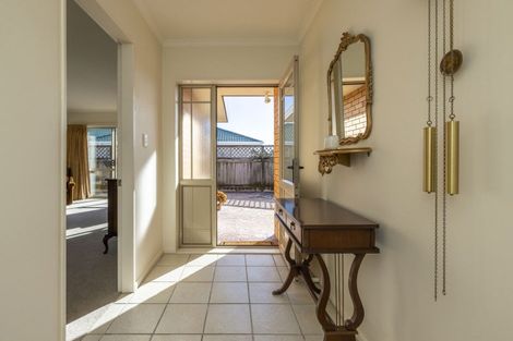 Photo of property in 40 Hadleigh Court, Paraparaumu, 5032