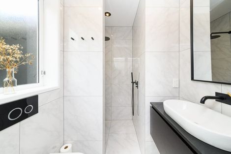 Photo of property in 26 Manapouri Crescent, Hokowhitu, Palmerston North, 4410