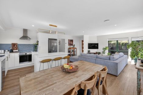 Photo of property in 15 Romana Crescent, Papamoa Beach, Papamoa, 3118