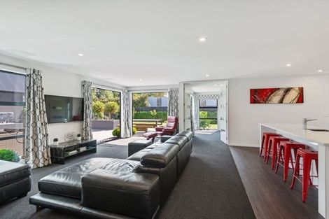 Photo of property in 5 Kohunga Crescent, Bottle Lake, Christchurch, 8083