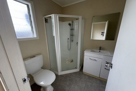 Photo of property in 9a Springs Road, Parakai, 0830