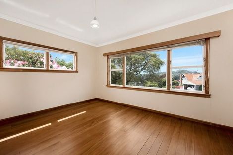Photo of property in 69 Trelissick Crescent, Ngaio, Wellington, 6035