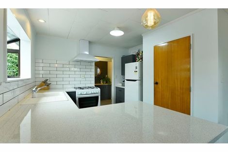 Photo of property in 28 Aldinga Avenue, Stoke, Nelson, 7011