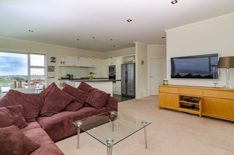 Photo of property in 16 Highgate, Belleknowes, Dunedin, 9011