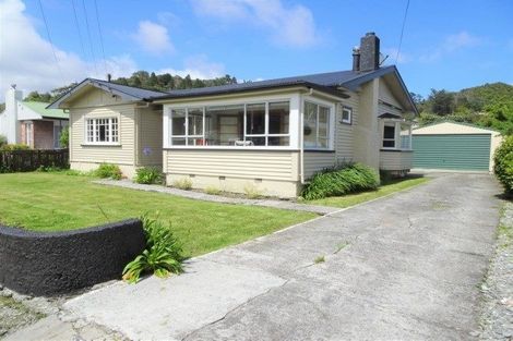 Photo of property in 58 Marlborough Street, Greymouth, 7805