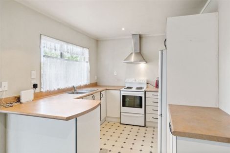 Photo of property in 39 Robert Skelton Place, Clendon Park, Auckland, 2103