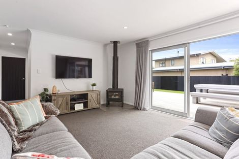 Photo of property in 4 Waikuku Beach Road, Waikuku Beach, 7473