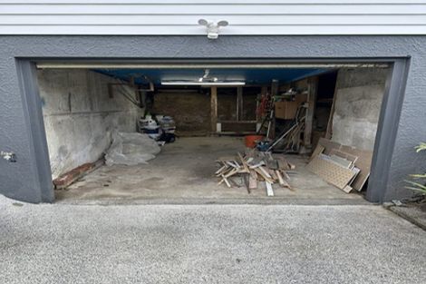 Photo of property in 9 Bird Grove, Stokes Valley, Lower Hutt, 5019