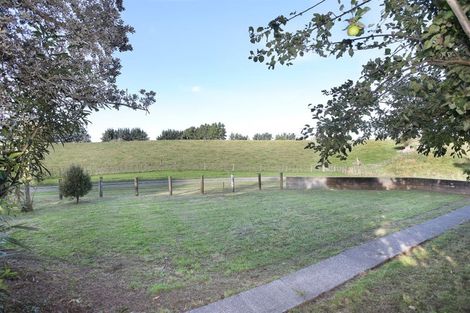 Photo of property in 25 Levin Street, Halcombe, Feilding, 4779