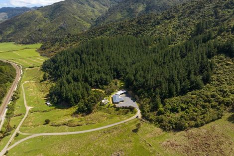 Photo of property in 300 State Highway 1, Mount Pleasant, Blenheim, 7273