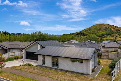 Photo of property in 16 Conniston Way, Pyes Pa, Tauranga, 3112