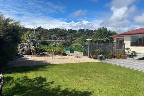 Photo of property in 2 Bishop Road, Parapara, Takaka, 7182