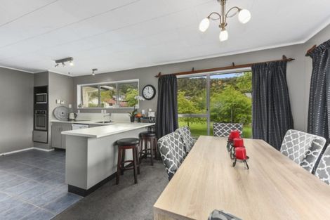 Photo of property in 24 Kurth Crescent, Silverstream, Upper Hutt, 5019