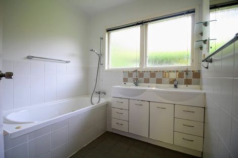 Photo of property in 51 Wyoming Avenue, Murrays Bay, Auckland, 0630