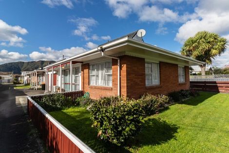 Photo of property in 4/14 Fuller Grove, Woburn, Lower Hutt, 5010