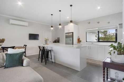 Photo of property in 7 Vantage Place, Omokoroa, 3114