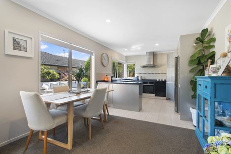 Photo of property in 17 Tatahi Cove, Papamoa Beach, Papamoa, 3118