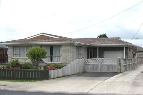 Photo of property in 13 Gatland Road, Opaheke, Papakura, 2113