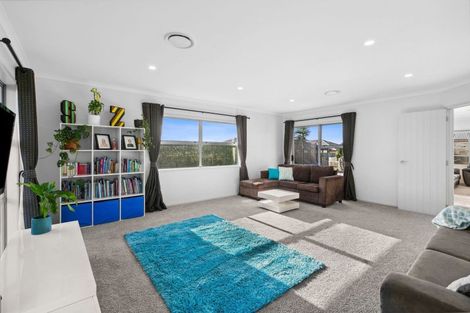 Photo of property in 6 Northpoint Way, Bell Block, New Plymouth, 4312