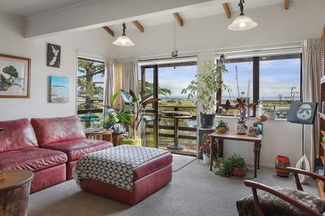 Photo of property in 104a Logan Place, Thames, 3500