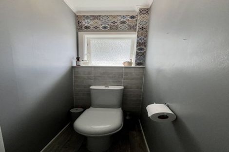 Photo of property in 1/16 Roseburn Place, Pakuranga, Auckland, 2010