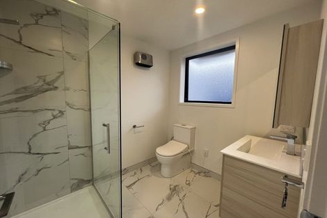 Photo of property in 4/10 Yeovil Road, Te Atatu Peninsula, Auckland, 0610