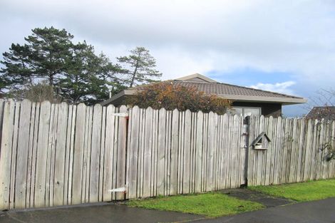 Photo of property in 10 Nedlands Place, Burswood, Auckland, 2013