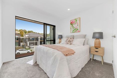 Photo of property in 12 Elevation Street, Flat Bush, Auckland, 2019