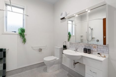 Photo of property in 19 Wyon Street, Linwood, Christchurch, 8062