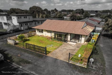 Photo of property in 1/215 Shirley Road, Papatoetoe, Auckland, 2025