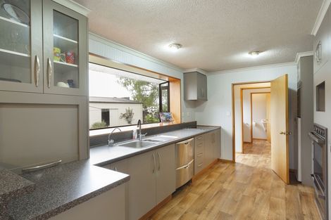 Photo of property in 21 Dryden Street, Milton, 9220