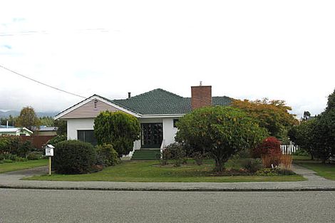 Photo of property in 10 Opie Street, Waimate, 7924