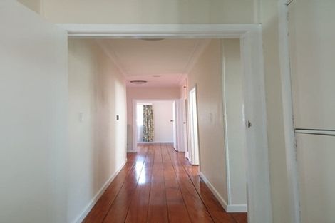 Photo of property in 1/16 Taharoto Road, Takapuna, Auckland, 0622