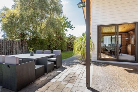 Photo of property in 402 Fenwick Street, Mayfair, Hastings, 4122