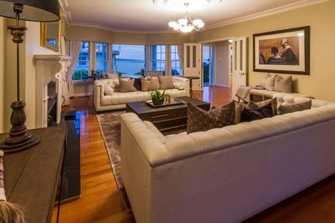 Photo of property in 2/57 Rock Isle Road, Torbay, Auckland, 0630