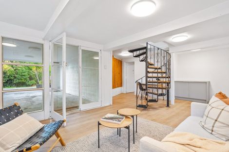 Photo of property in 1 Sussex Terrace, Riverhead, 0820