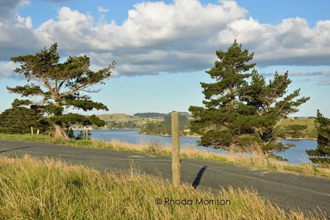 Photo of property in 21 Matahehe Lane, Tinopai, 0593