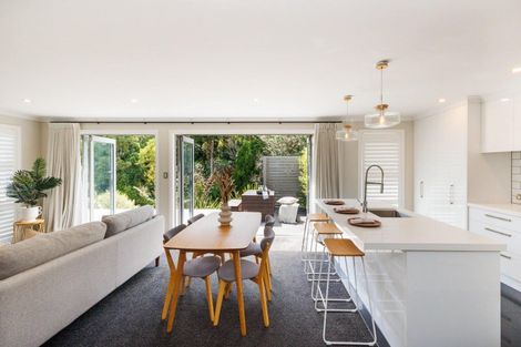 Photo of property in 7 Tower Place, Fitzherbert, Palmerston North, 4410