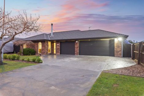 Photo of property in 44 Welsford Street, Woodend, 7610