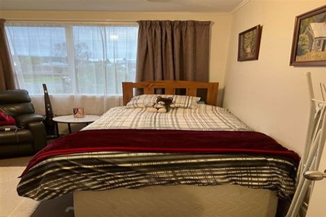 Photo of property in 14 Cross Street, Milton, 9220