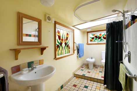 Photo of property in 143 Tasman Street, Nelson, 7010