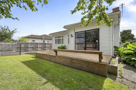 Photo of property in 65 Botanical Road, Takaro, Palmerston North, 4412