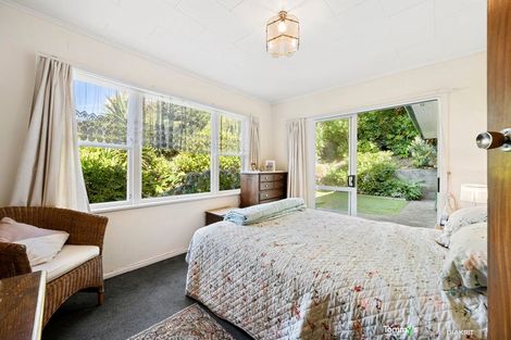 Photo of property in 105 Churchill Drive, Crofton Downs, Wellington, 6035