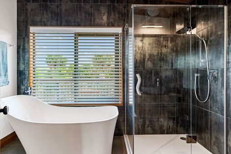 Photo of property in 15 Fort Place, Hawea Flat, Wanaka, 9382