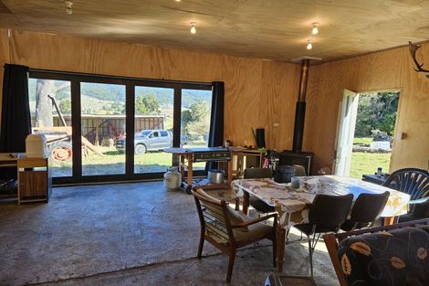 Photo of property in 1612 Tahakopa Valley Road, Tahakopa, Owaka, 9586