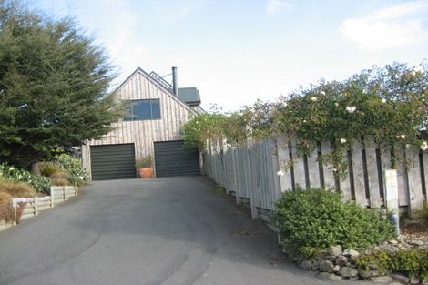 Photo of property in 72 Seaton Road, Portobello, Dunedin, 9014