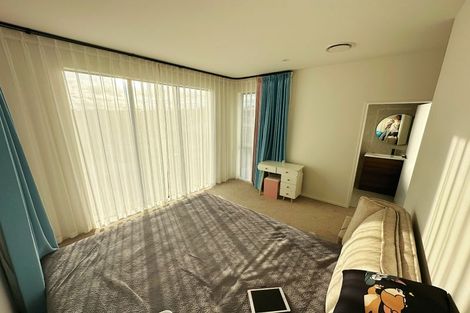 Photo of property in 18 Takurua Terrace, Orewa, 0931