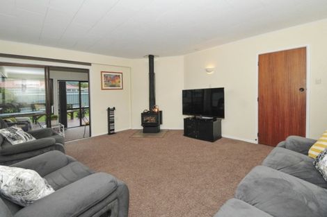 Photo of property in 26 Riversdale Road, Clouston Park, Upper Hutt, 5018