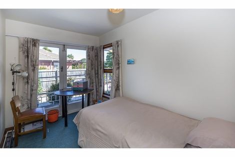 Photo of property in 8 Roslyn Avenue, Mairehau, Christchurch, 8052