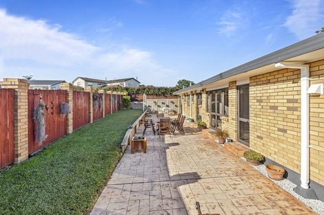 Photo of property in 15 Pounamu Avenue, Greenhithe, Auckland, 0632